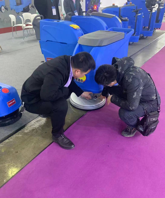拉萨小型电动洗地机是否适合用于环卫保洁
